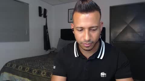 Thom online show from September 30, 6:40 pm