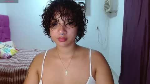 thompson ari online show from January 11, 3:12 am