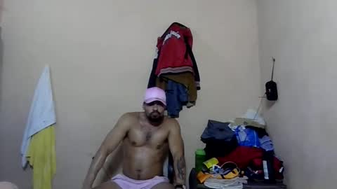 Snapshot of thonybeiio chatting on September 26, 7:44 pm thonybeiio online show from September 26, 7:44 pm