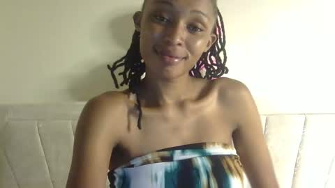 thotiana007 online show from March 6, 8:48 pm