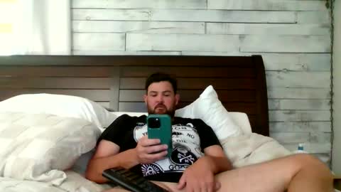 Make me explode please... online show from October 4, 6:39 pm