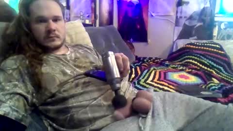 thunder8u42 online show from April 19, 5:58 pm