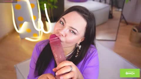 Brittney online show from October 12, 9:13 am