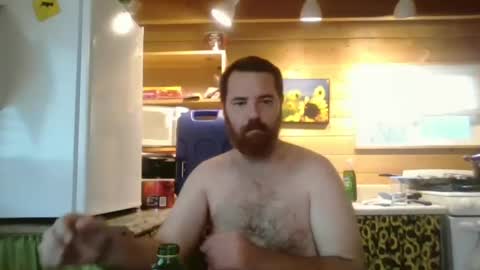 Snapshot of thunderjacker chatting on September 22, 1:10 am The Pen is Mightier than Sword online show from September 22, 1:10 am
