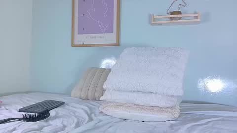 TIANA  online show from October 29, 1:13 pm