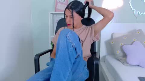 TIANA  online show from November 10, 7:38 pm