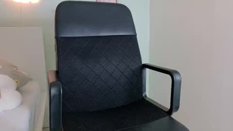 TIANA  online show from November 5, 8:22 pm