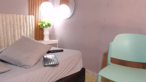 tianasky online show from October 4, 8:39 pm