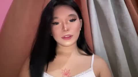 Ms. Tiara online show from June 6, 8:53 am