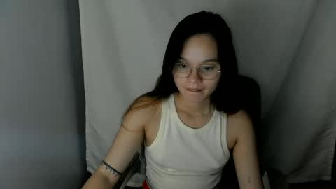 Snapshot of tifanny_foxdoll chatting on February 13, 10:22 pm Goddess Tifanny online show from February 13, 10:22 pm