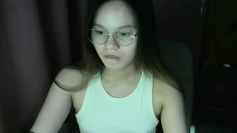 Snapshot of tifanny_foxdoll chatting on December 14, 6:30 pm Goddess Tifanny online show from December 14, 6:30 pm