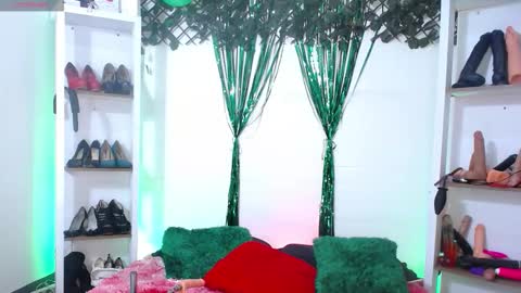 Tifanny Nails  online show from March 24, 12:44 pm