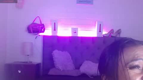 Snapshot of tifanny_nails chatting on March 6, 6:16 pm Tifanny Nails online show from March 6, 6:16 pm