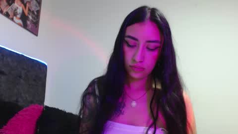 Snapshot of tiffani_hott_ chatting on September 22, 1:42 am TIFANI online show from September 22, 1:42 am