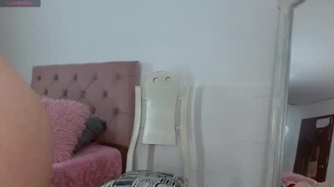 Tifanny online show from February 18, 2:06 pm