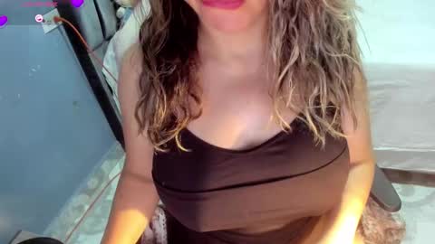 tiffany theressa online show from September 10, 9:49 pm