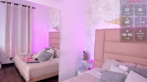 tiffany_wine online show from September 25, 4:52 am