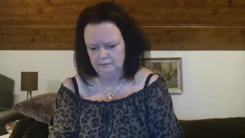 TiffanyMature online show from October 2, 10:52 pm