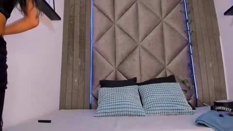 Tiffany  online show from November 1, 8:08 pm