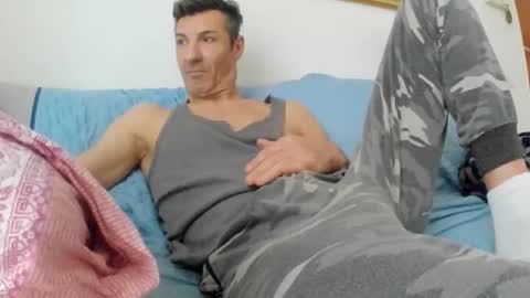 tigerbitter online show from February 14, 2:42 pm