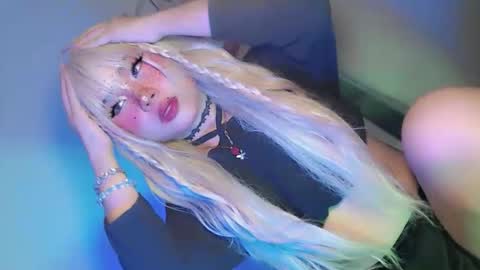 tight_elliana online show from April 14, 10:13 pm