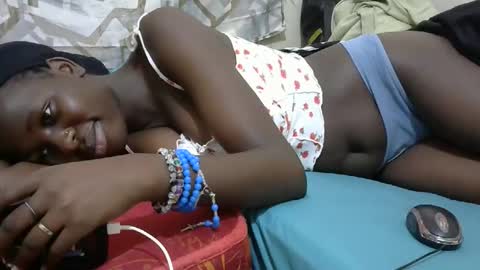 tight_pussie online show from November 21, 6:44 am