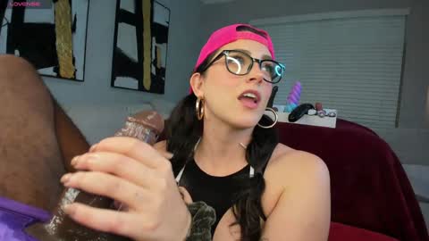 tightholestinytits online show from October 27, 4:18 pm