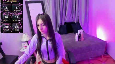 tiinajonus_ online show from May 29, 5:27 am