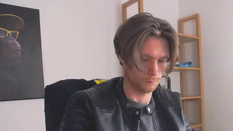 ask me online show from November 30, 8:16 pm