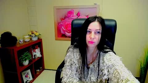Snapshot of timeparadice chatting on January 17, 8:13 am Luisa online show from January 17, 8:13 am