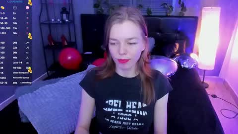 Snapshot of tina_tayllor chatting on February 20, 5:41 pm Tina Tayllor MY SHEDULEMondayTuesdaySaturdaySunday online show from February 20, 5:41 pm