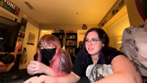 Tina online show from October 3, 3:04 am