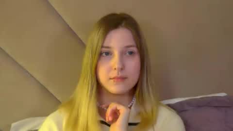 TinaBurton online show from July 14, 5:18 pm