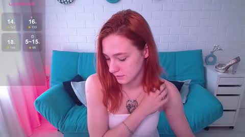 Snapshot of tinacruyze chatting on September 10, 11:11 am Tina online show from September 10, 11:11 am