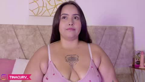 tinacurv online show from September 25, 9:22 pm
