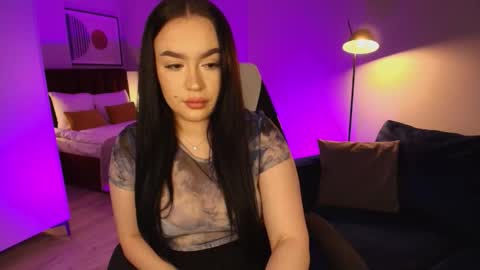 hi im curvy babyface girlie Tina online show from February 7, 8:39 am