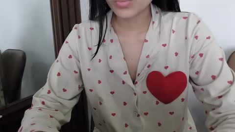 tinapd online show from April 18, 2:35 am