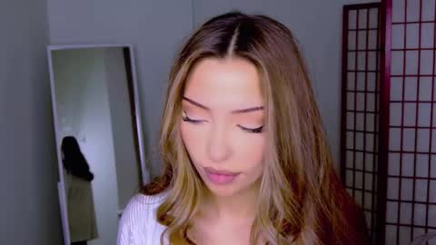 Tina online show from December 5, 2:26 pm