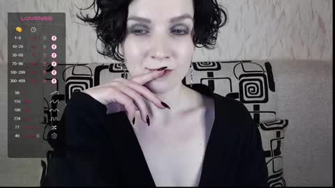 Snapshot of tinawincee chatting on February 27, 8:56 am Tina online show from February 27, 8:56 am
