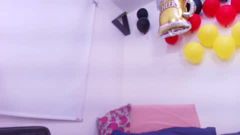 tinkerbell online show from September 26, 7:55 pm