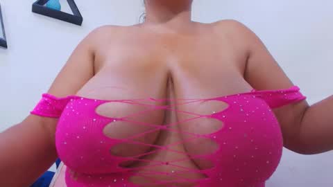 tinkerbell online show from November 13, 8:22 pm