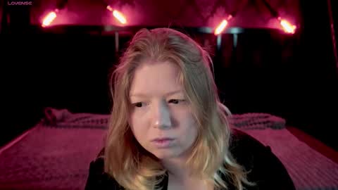 TinkerrBelll online show from October 26, 8:41 pm