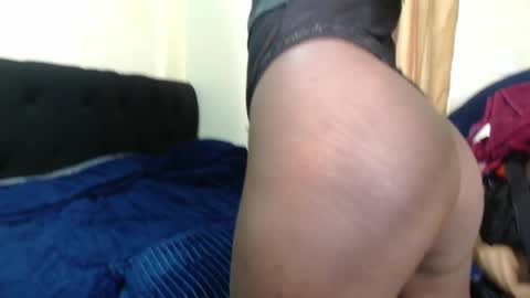 tiny_spoiler online show from December 6, 12:11 pm