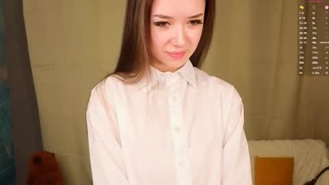 Annie online show from March 24, 9:21 pm