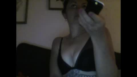 Snapshot of tinyassbossymilf chatting on February 7, 12:42 am tinyassbossymilf online show from February 7, 12:42 am