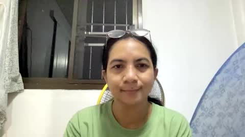 Snapshot of tinyspot chatting on September 30, 3:22 pm tinyspot online show from September 30, 3:22 pm