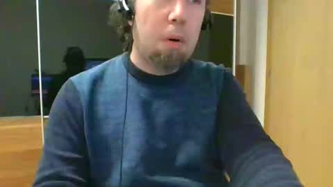 Snapshot of tirolerboy27 chatting on December 2, 1:08 pm Tirolerboy27 online show from December 2, 1:08 pm
