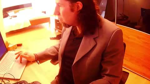 Tirolerboy27 online show from February 18, 11:43 am