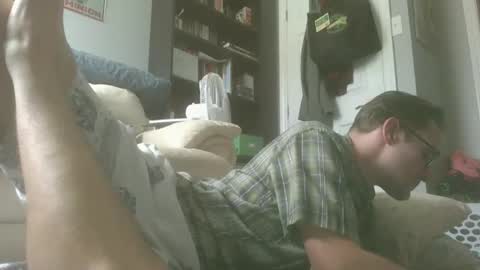 titlovercums online show from May 5, 4:35 pm