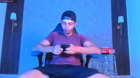 titobell10 online show from April 18, 11:56 am